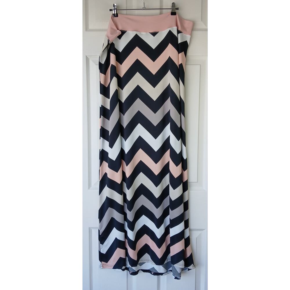 Upcycled Elastic-Free Maxi Skirt 2X / 3X plus size chevron pink grey casual - Picture 14 of 14